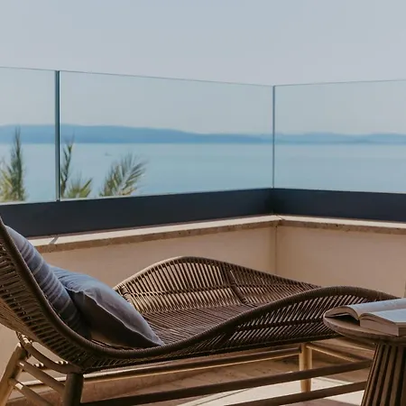 Bloomhill Escape Trogir