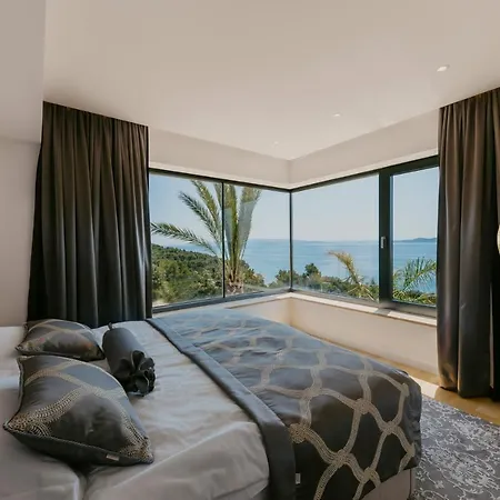 Bloomhill Escape Trogir