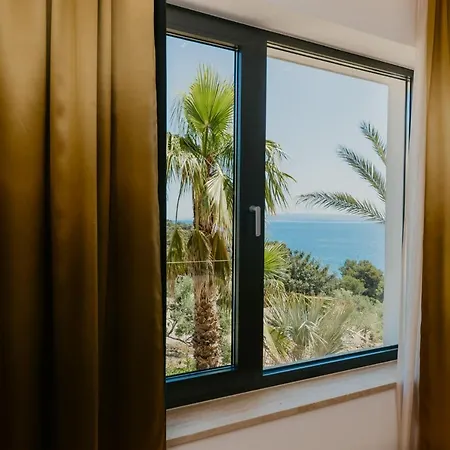 Bloomhill Escape Villa