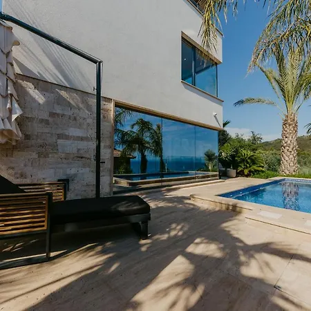 Bloomhill Escape Villa Trogir