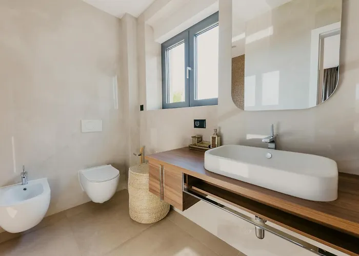 Bloomhill Escape Villa *