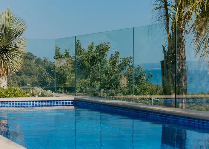 Bloomhill Escape Villa