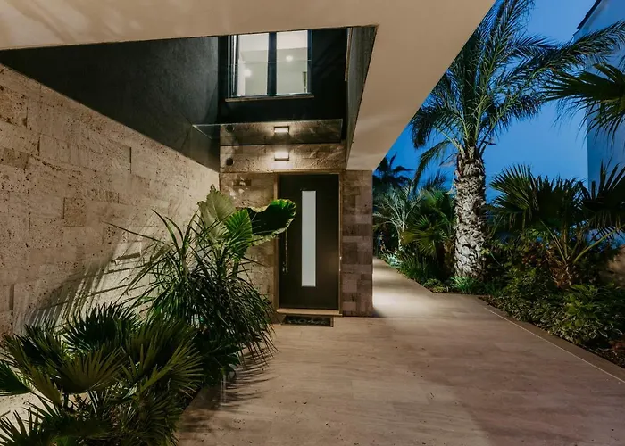 Bloomhill Escape Villa