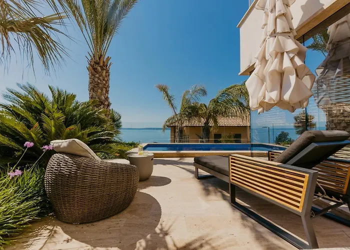 Bloomhill Escape Villa