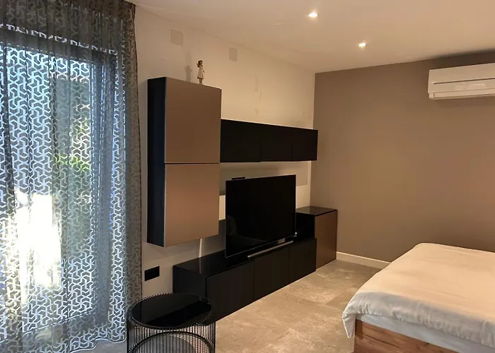 Bloomhill Escape Villa