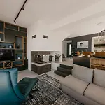 Bloomhill Escape Trogir