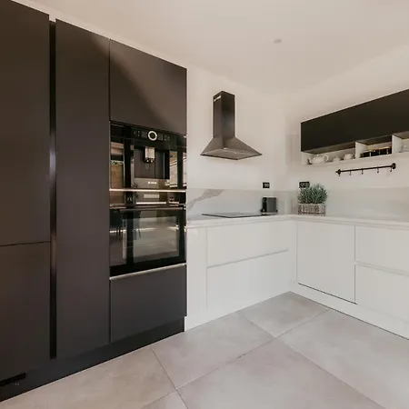 Bloomhill Escape Villa Trogir